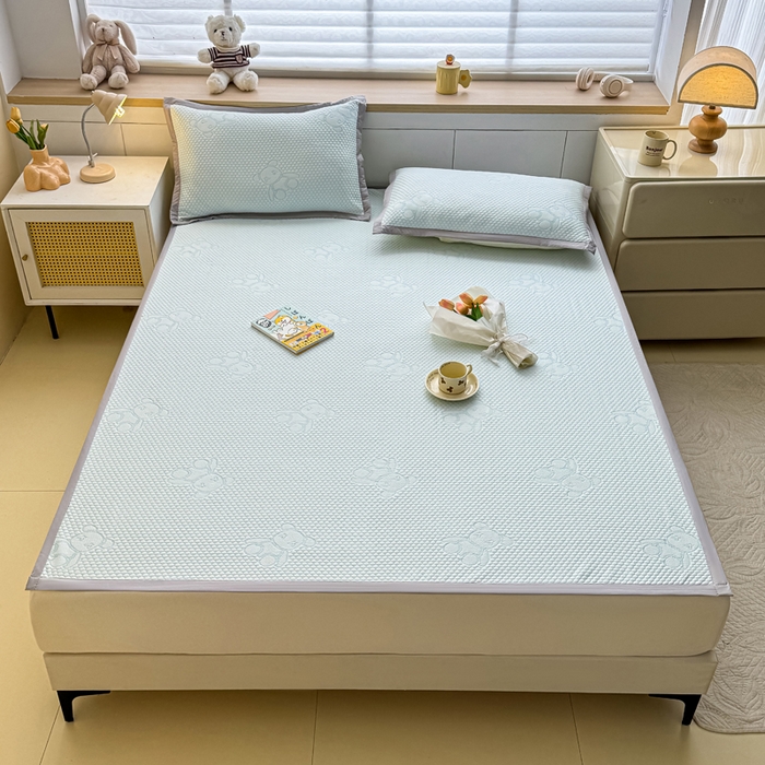 91家纺网 家纺一手货源 找家纺 999家纺 2026新款A类冰豆豆凉席三件套凉豆豆软凉席可机洗空调席子 冰块熊-蓝（宽包床席款）