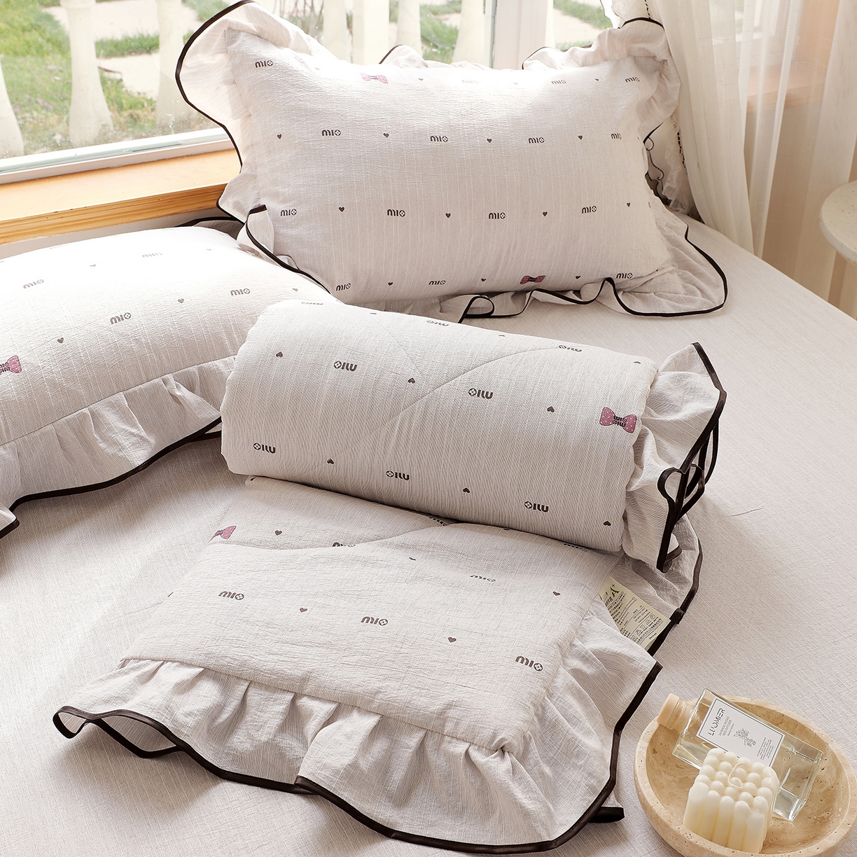 91家纺网 家纺一手货源 找家纺 梵克保罗 2026春夏新款提花色织花边夏被四件套单夏被空调被 黑桃字符