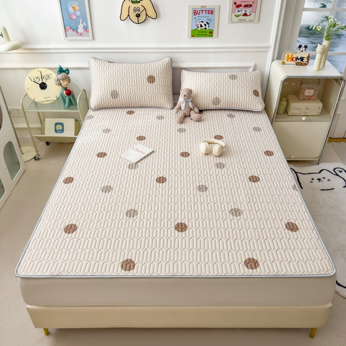 91家纺网 家纺一手货源 找家纺 丝羽坊 2026新款高密凉感丝印花乳胶凉席-平铺款 爱的圈圈