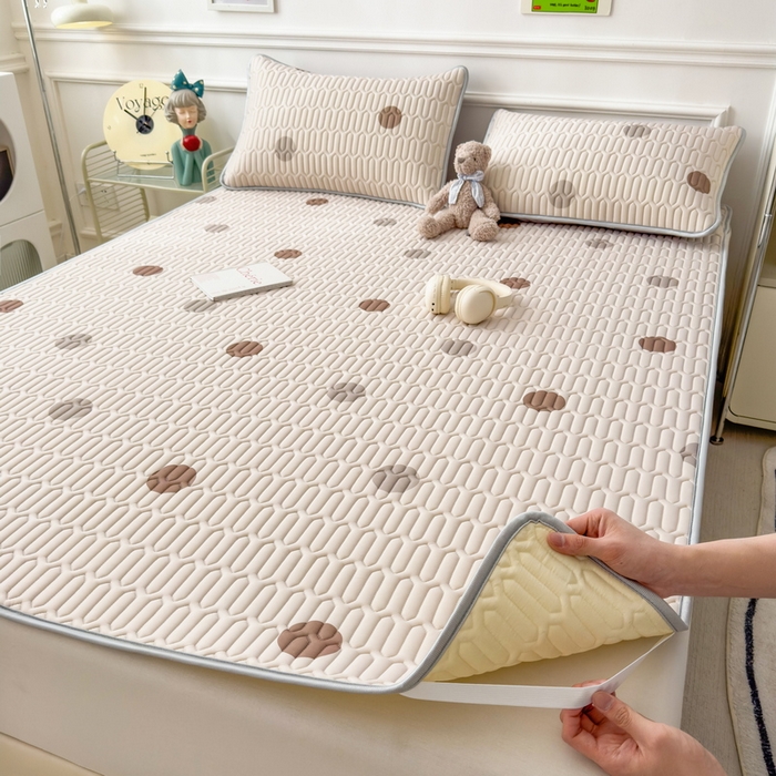 91家纺网 家纺一手货源 找家纺 丝羽坊 2026新款高密凉感丝印花乳胶凉席-平铺款 爱的圈圈