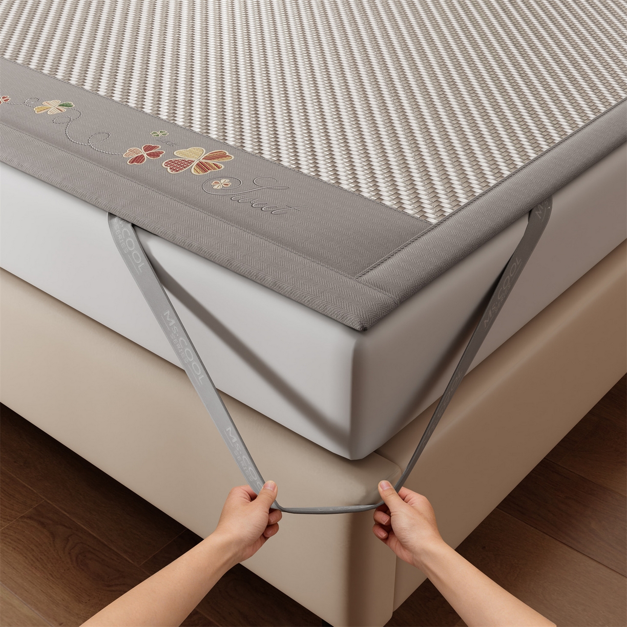 91家纺网 家纺一手货源 找家纺 鑫姿席业 夏季高端凉席竹席2026新款pe藤席a类母婴级1.8m空调软席子可水洗-四叶花语系列 四叶花语-灰