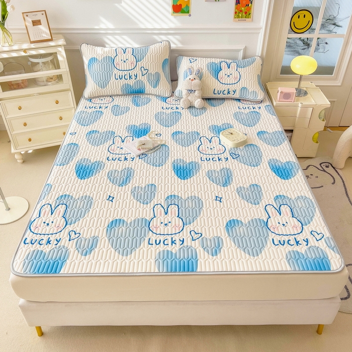 91家纺网 家纺一手货源 找家纺 丝羽坊 2026新款高密凉感丝印花乳胶凉席-平铺款 爱心兔