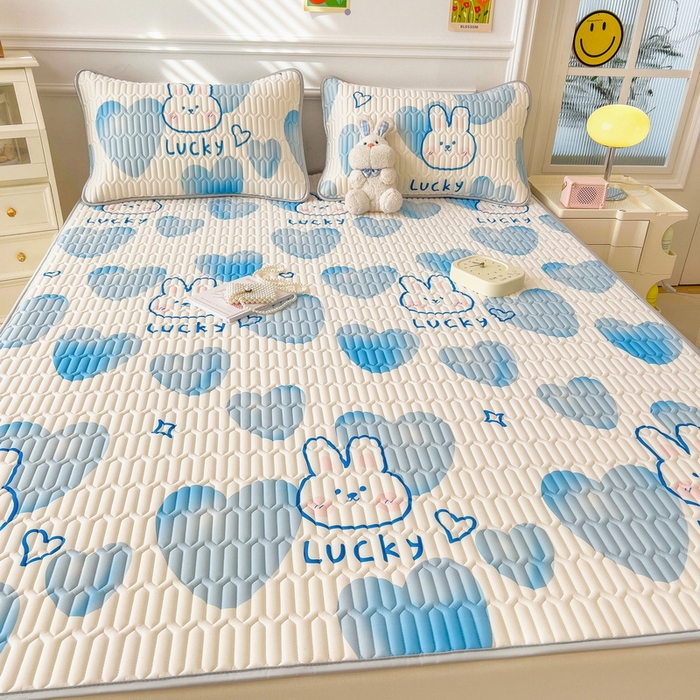 91家纺网 家纺一手货源 找家纺 丝羽坊 2026新款高密凉感丝印花乳胶凉席-平铺款 爱心兔