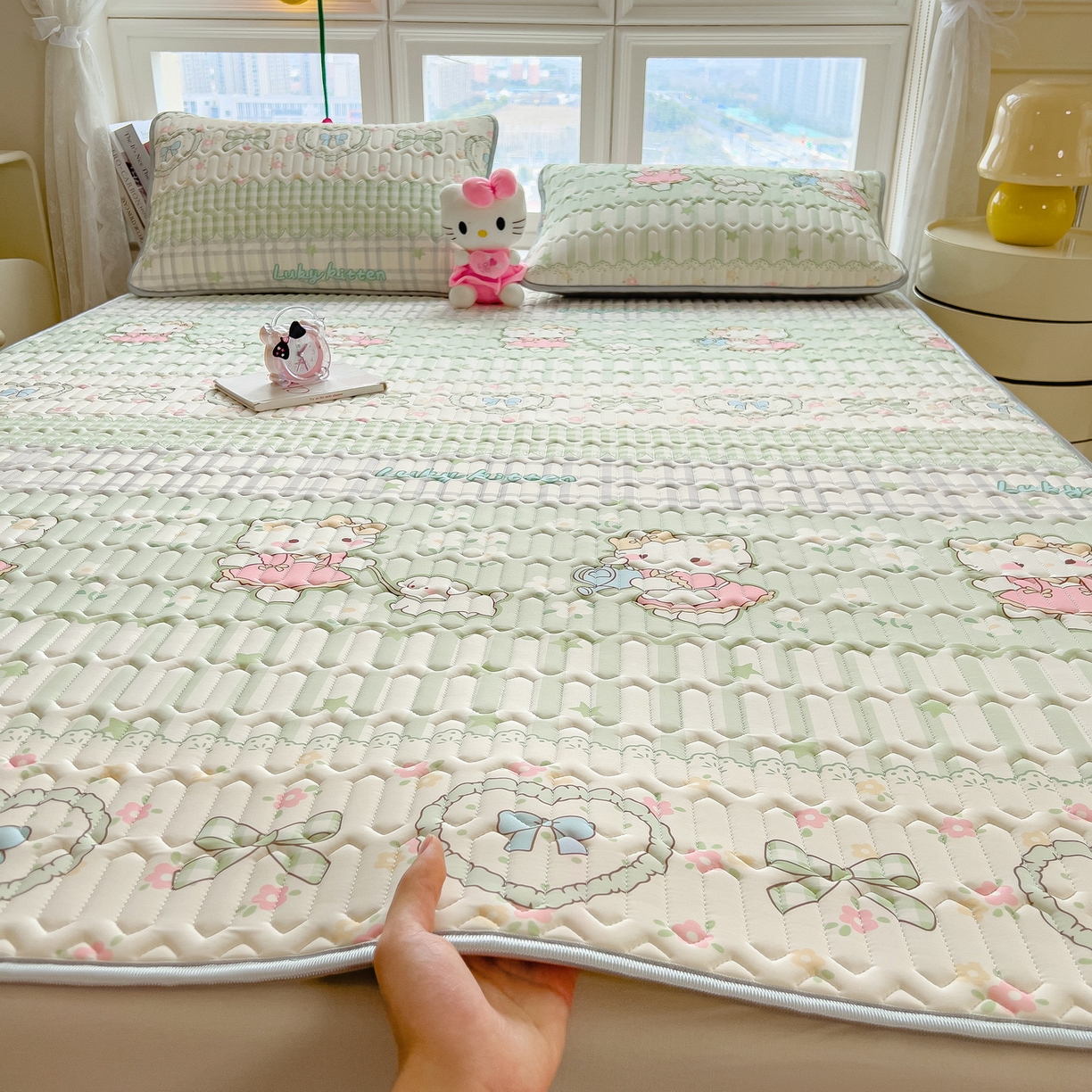 91家纺网 家纺一手货源 找家纺 丝羽坊 2026新款高密凉感丝印花乳胶凉席-平铺款 薄荷甜心