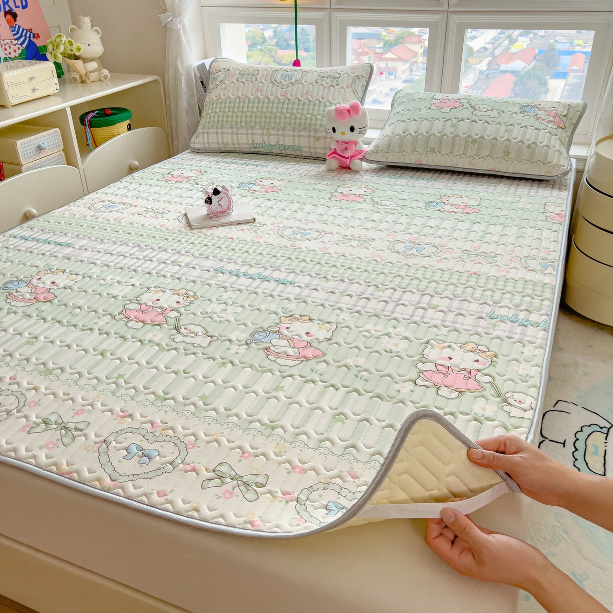 91家纺网 家纺一手货源 找家纺 丝羽坊 2026新款高密凉感丝印花乳胶凉席-平铺款 薄荷甜心