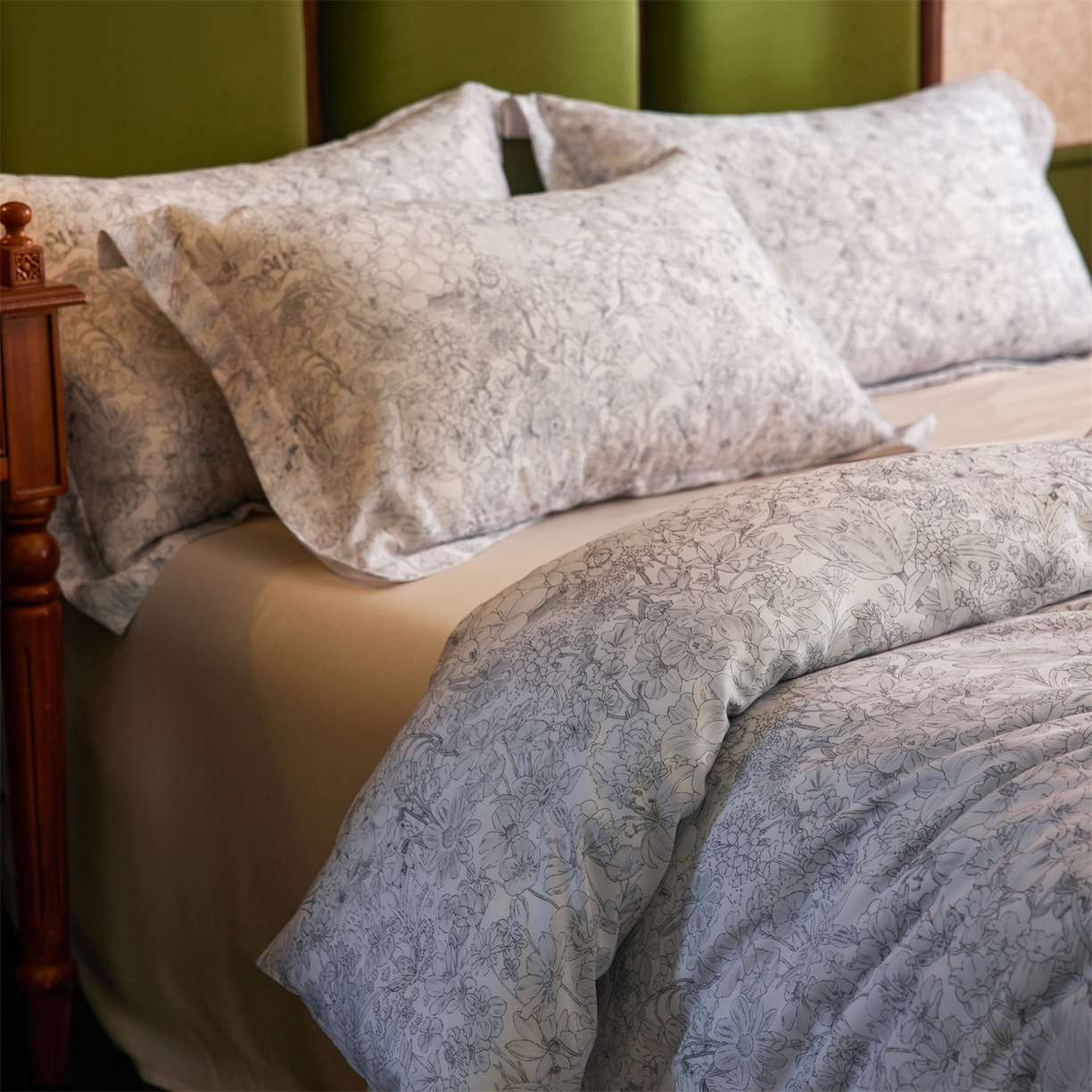 91家纺网 家纺一手货源 找家纺 初拾 2026新款春夏小清新莱赛尔数码印花四件套 会员减10 控价：日常券后不低于298 元  风吹过夏天