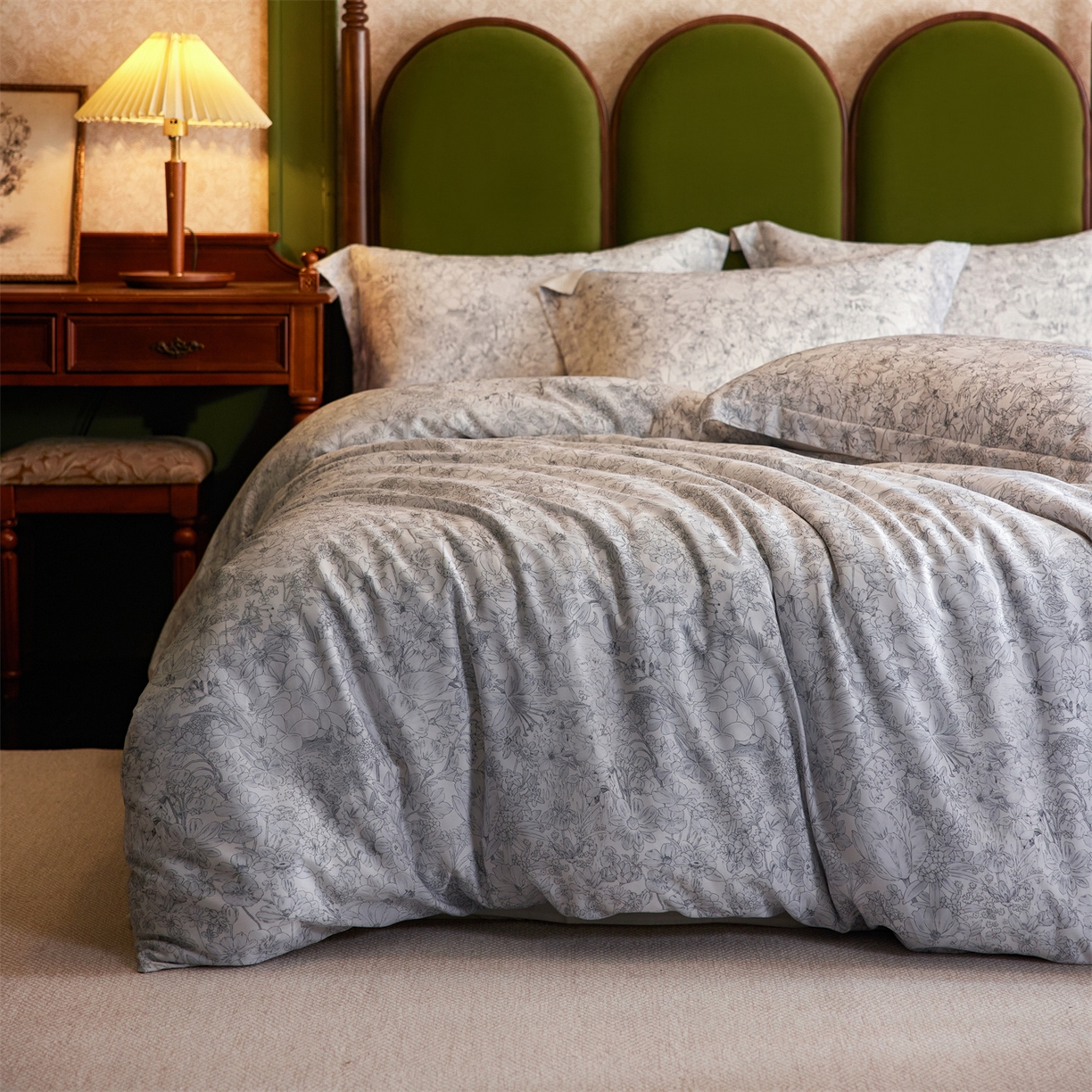 91家纺网 家纺一手货源 找家纺 初拾 2026新款春夏小清新莱赛尔数码印花四件套 会员减10 控价：日常券后不低于298 元  风吹过夏天