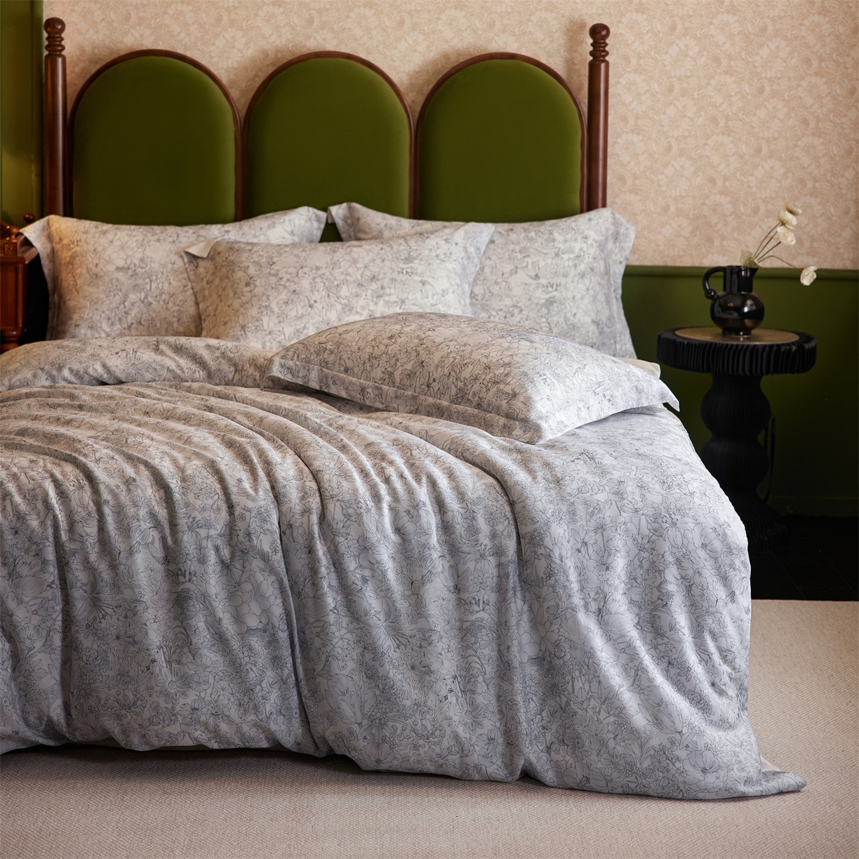 91家纺网 家纺一手货源 找家纺 初拾 2026新款春夏小清新莱赛尔数码印花四件套 会员减10 控价：日常券后不低于298 元  风吹过夏天