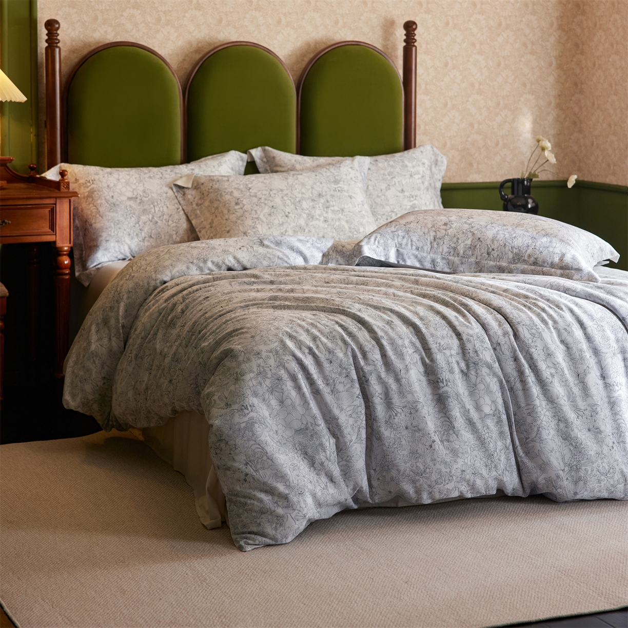 91家纺网 家纺一手货源 找家纺 初拾 2026新款春夏小清新莱赛尔数码印花四件套 会员减10 控价：日常券后不低于298 元  风吹过夏天