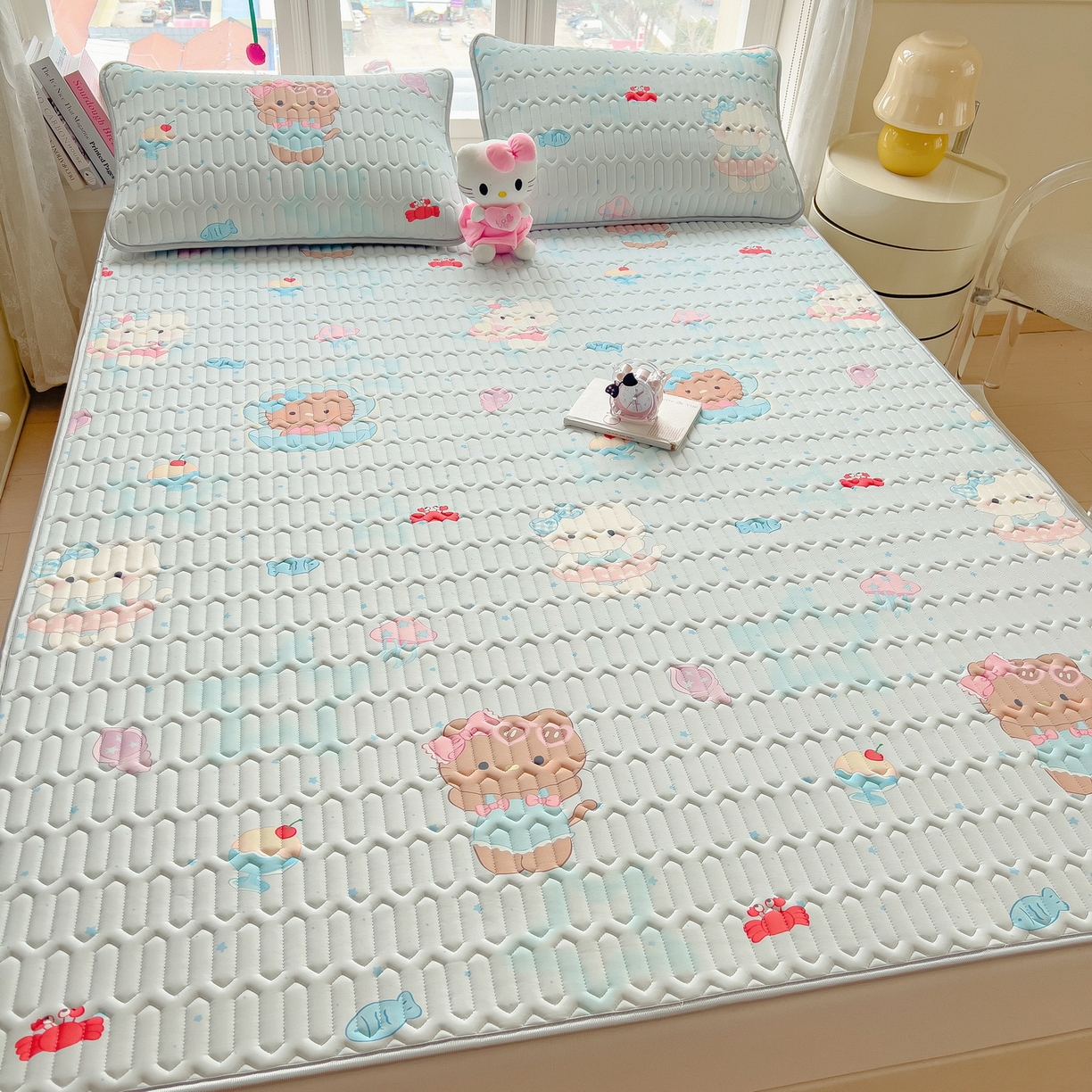 91家纺网 家纺一手货源 找家纺 丝羽坊 2026新款高密凉感丝印花乳胶凉席-平铺款 冰蓝乐园