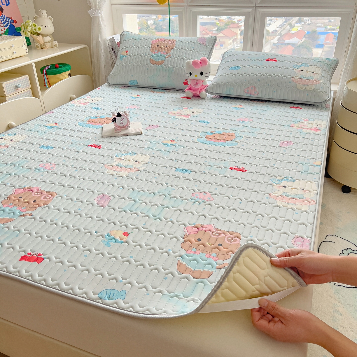 91家纺网 家纺一手货源 找家纺 丝羽坊 2026新款高密凉感丝印花乳胶凉席-平铺款 冰蓝乐园