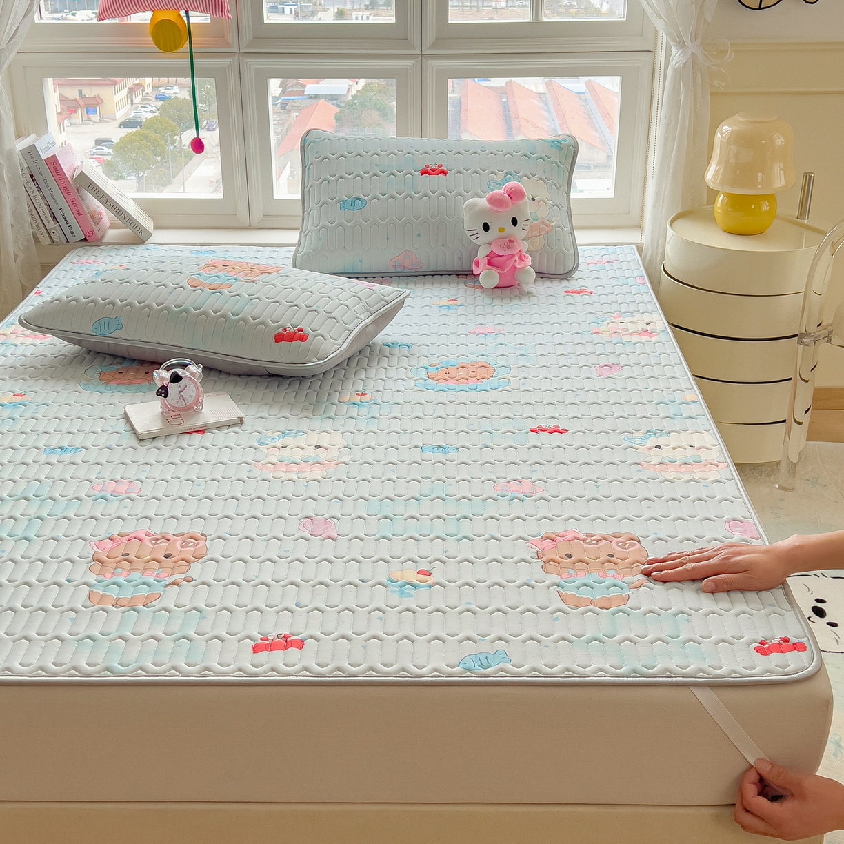 91家纺网 家纺一手货源 找家纺 丝羽坊 2026新款高密凉感丝印花乳胶凉席-平铺款 冰蓝乐园