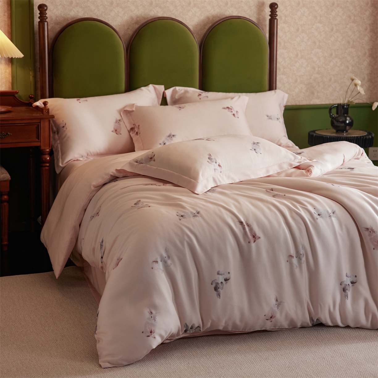 91家纺网 家纺一手货源 找家纺 初拾 2026新款春夏小清新莱赛尔数码印花四件套 会员减10 控价：日常券后不低于298 元  桃园知兔