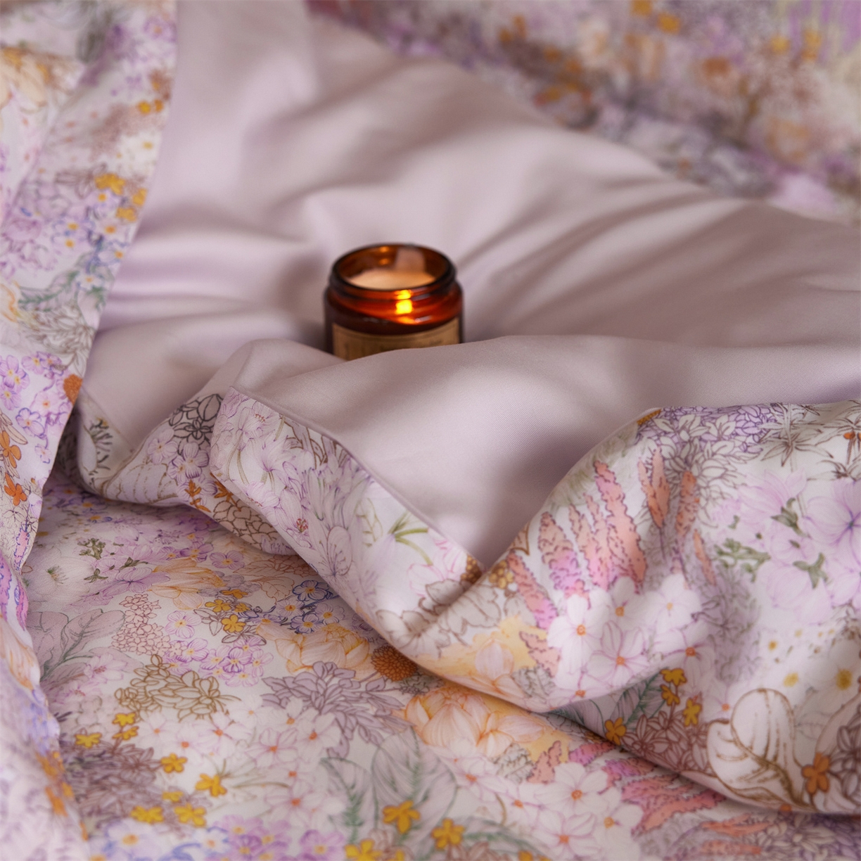 91家纺网 家纺一手货源 找家纺 初拾 2026新款春夏小清新莱赛尔数码印花四件套 会员减10 控价：日常券后不低于298 元  小步舞曲