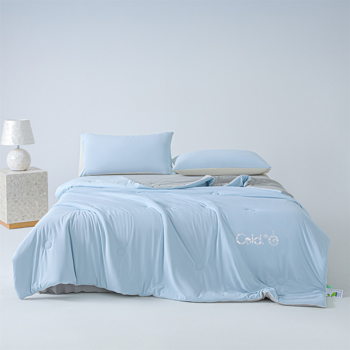 91家纺网 家纺一手货源 找家纺 恬思语家纺 2026春夏新品纯色双拼凉感丝大豆夏被夏凉被空调被 凉感-蓝灰