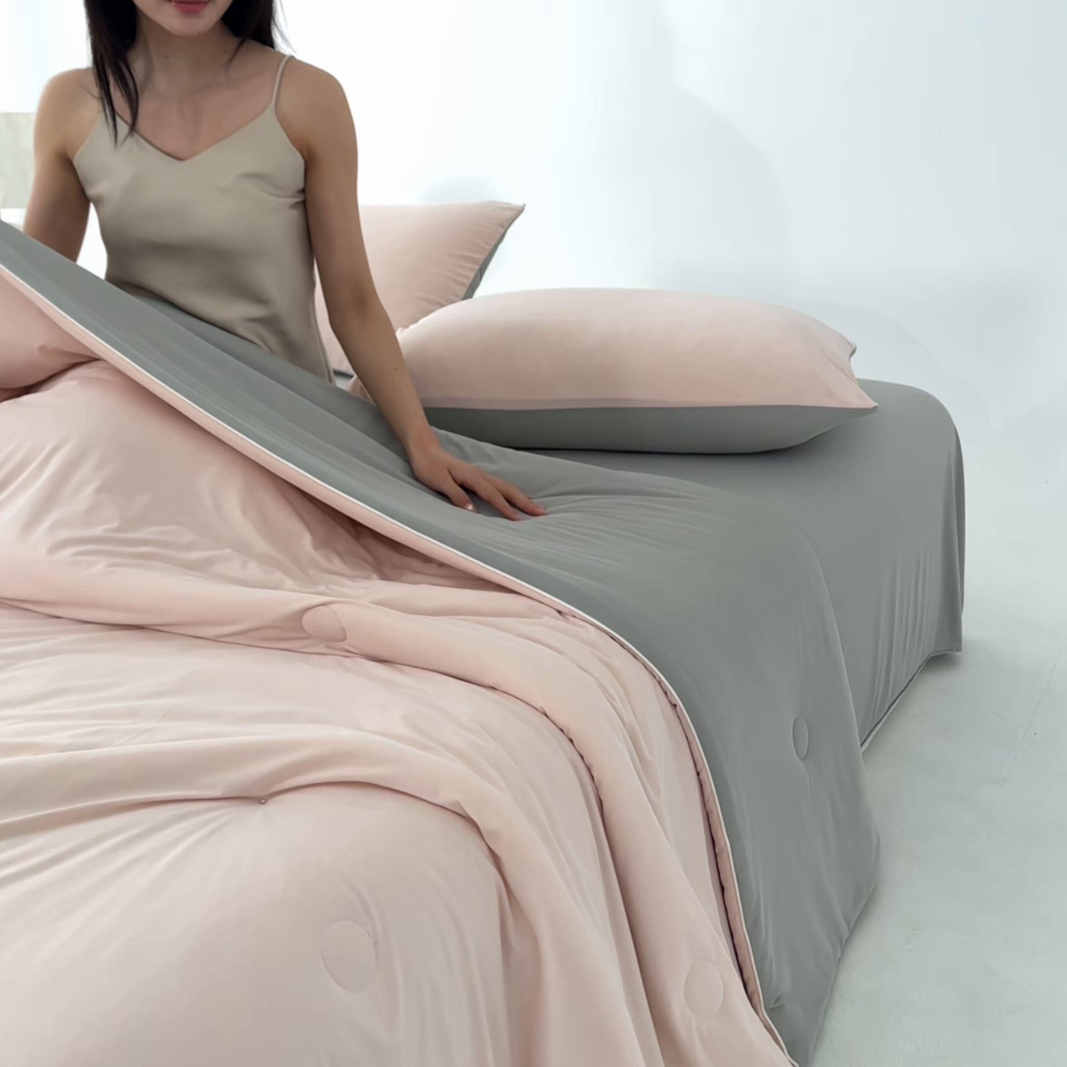 91家纺网 家纺一手货源 找家纺 （总）恬思语家纺 2026春夏新品纯色双拼凉感丝大豆夏被夏凉被空调被