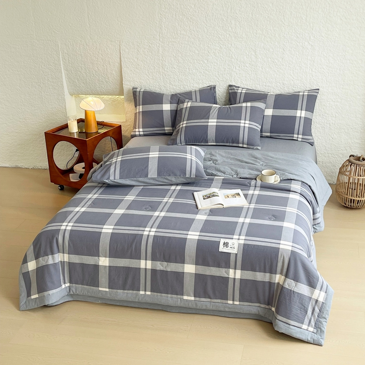 91家纺网 家纺一手货源 找家纺 梵克保罗 2026春夏新款水洗棉新疆棉花被绗缝款夏被系列单夏被夏凉被空调被 棉花被-简灰格