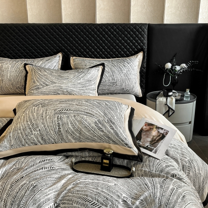 91家纺网 家纺一手货源 找家纺 首尔家纺 2026春夏新款宽边数码冰丝四件套 孔雀舞咖