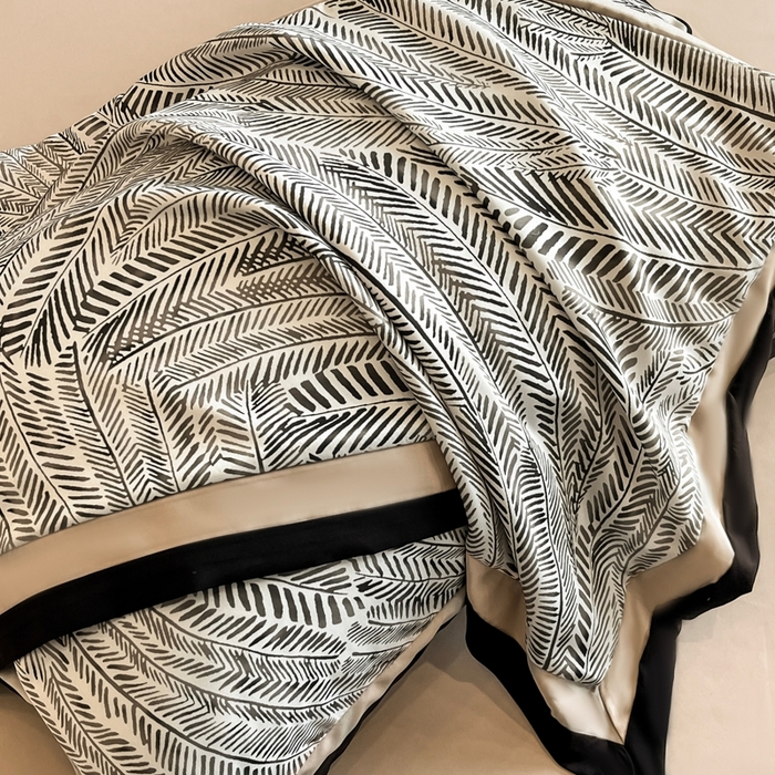 91家纺网 家纺一手货源 找家纺 首尔家纺 2026春夏新款宽边数码冰丝四件套 孔雀舞咖