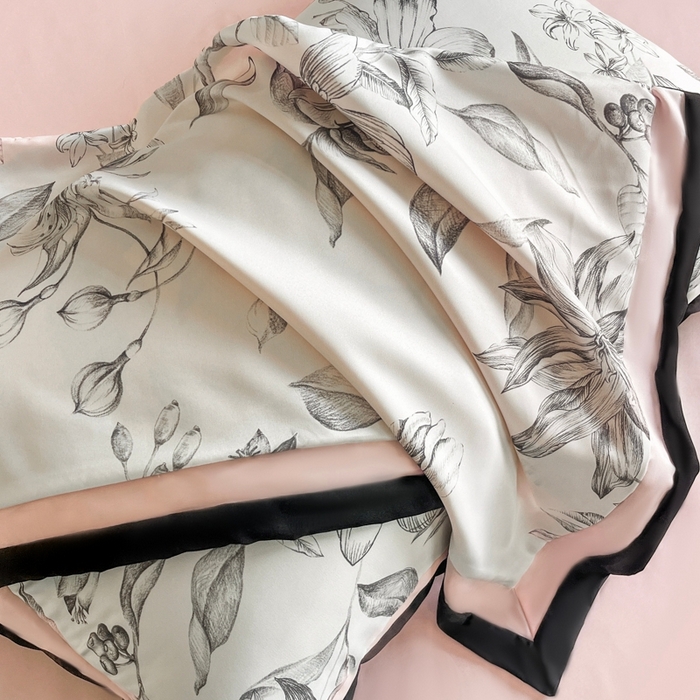 91家纺网 家纺一手货源 找家纺 首尔家纺 2026春夏新款宽边数码冰丝四件套 石榴花粉