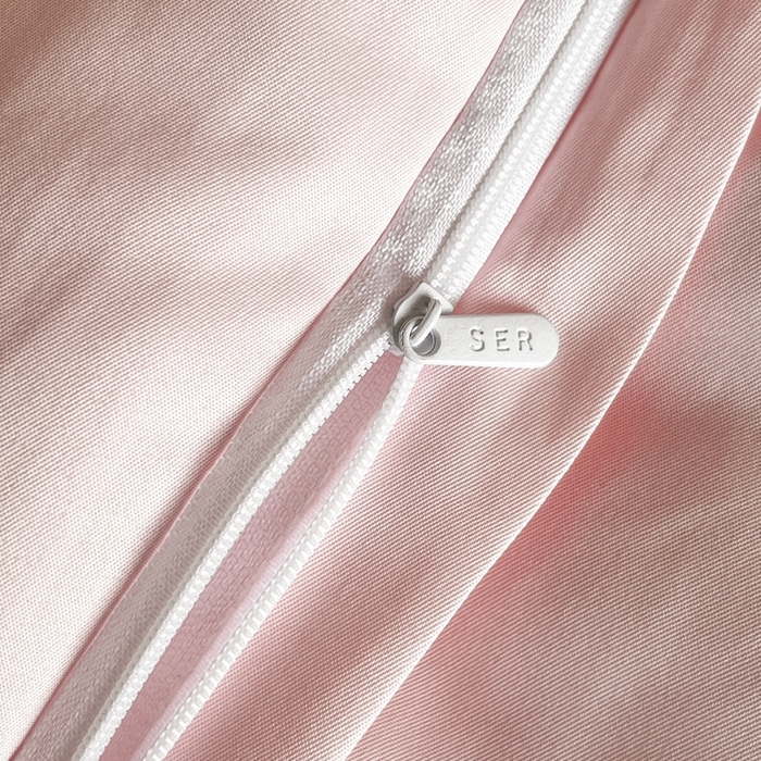 91家纺网 家纺一手货源 找家纺 首尔家纺 2026春夏新款宽边数码冰丝四件套 石榴花粉