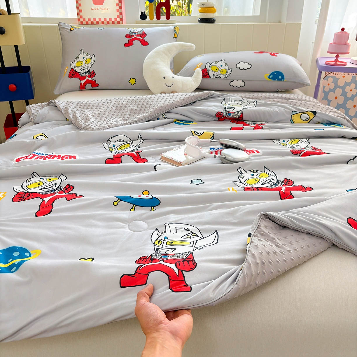 91家纺网 家纺一手货源 找家纺 恒畅 2026新款A类正版授权（含氨）卡通针织棉3D凉感豆豆夏被夏凉被 奥特星际