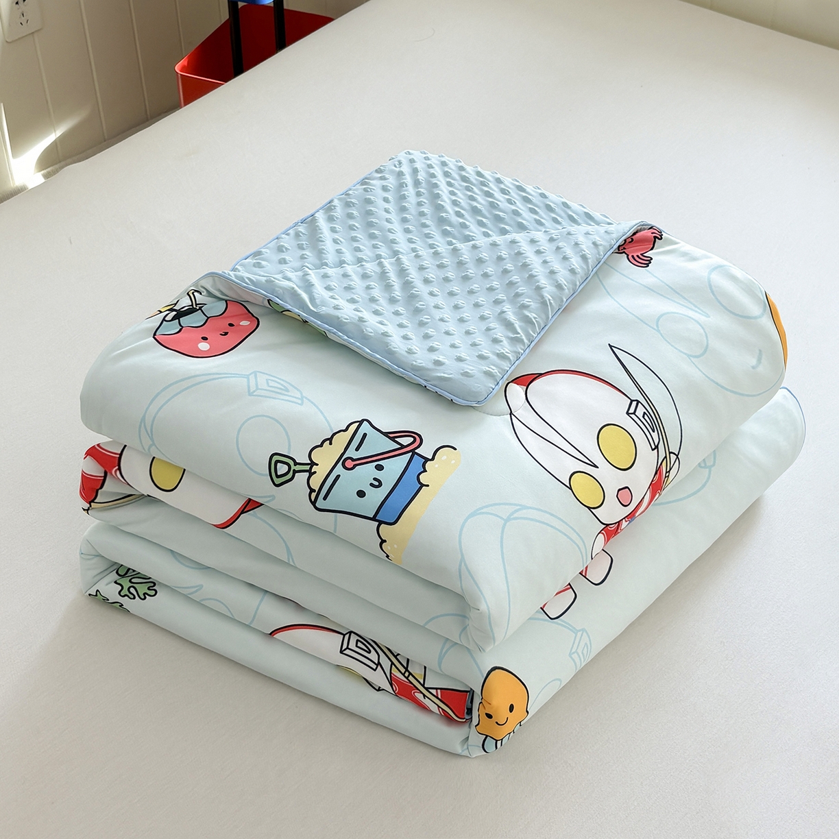 91家纺网 家纺一手货源 找家纺 恒畅 2026新款A类正版授权（含氨）卡通针织棉3D凉感豆豆夏被夏凉被 夏日派对