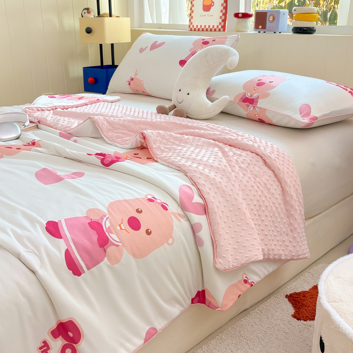 91家纺网 家纺一手货源 找家纺 恒畅 2026新款A类正版授权（含氨）卡通针织棉3D凉感豆豆夏被夏凉被 童趣露比