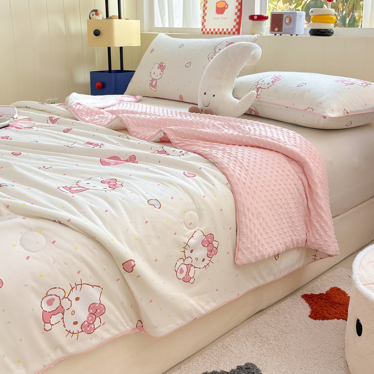 91家纺网 家纺一手货源 找家纺 恒畅 2026新款A类正版授权（含氨）卡通针织棉3D凉感豆豆夏被夏凉被 爱心凯蒂
