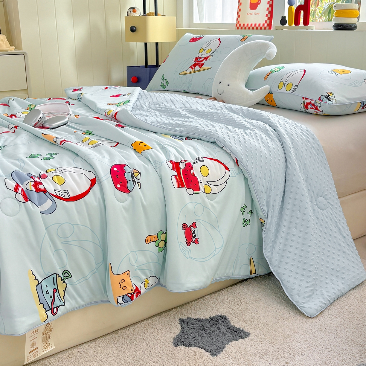 91家纺网 家纺一手货源 找家纺 恒畅 2026新款A类正版授权（含氨）卡通针织棉3D凉感豆豆夏被夏凉被 夏日派对