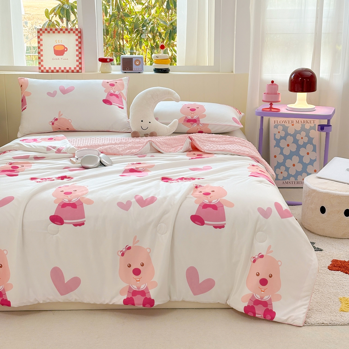 91家纺网 家纺一手货源 找家纺 恒畅 2026新款A类正版授权（含氨）卡通针织棉3D凉感豆豆夏被夏凉被 童趣露比