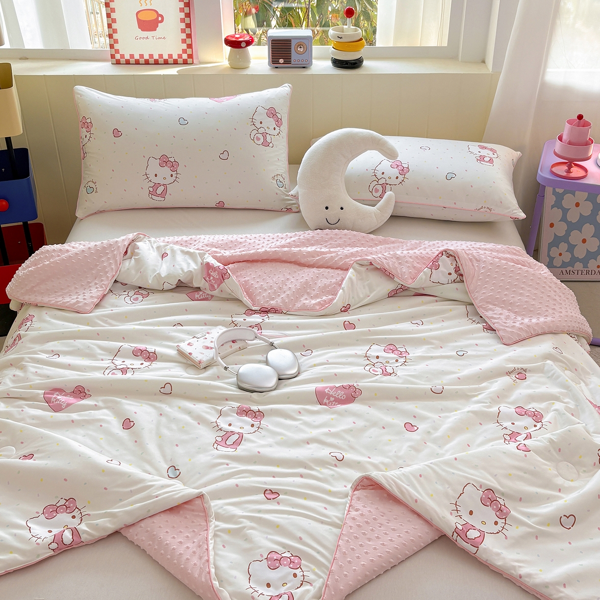 91家纺网 家纺一手货源 找家纺 恒畅 2026新款A类正版授权（含氨）卡通针织棉3D凉感豆豆夏被夏凉被 爱心凯蒂