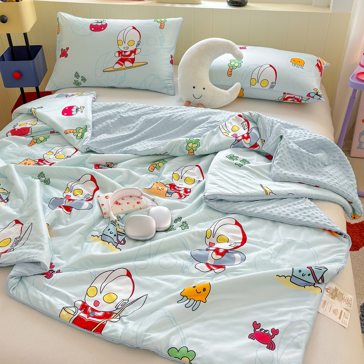 91家纺网 家纺一手货源 找家纺 恒畅 2026新款A类正版授权（含氨）卡通针织棉3D凉感豆豆夏被夏凉被 夏日派对