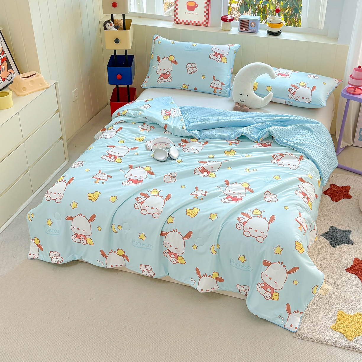 91家纺网 家纺一手货源 找家纺 恒畅 2026新款A类正版授权（含氨）卡通针织棉3D凉感豆豆夏被夏凉被 开心帕恰狗