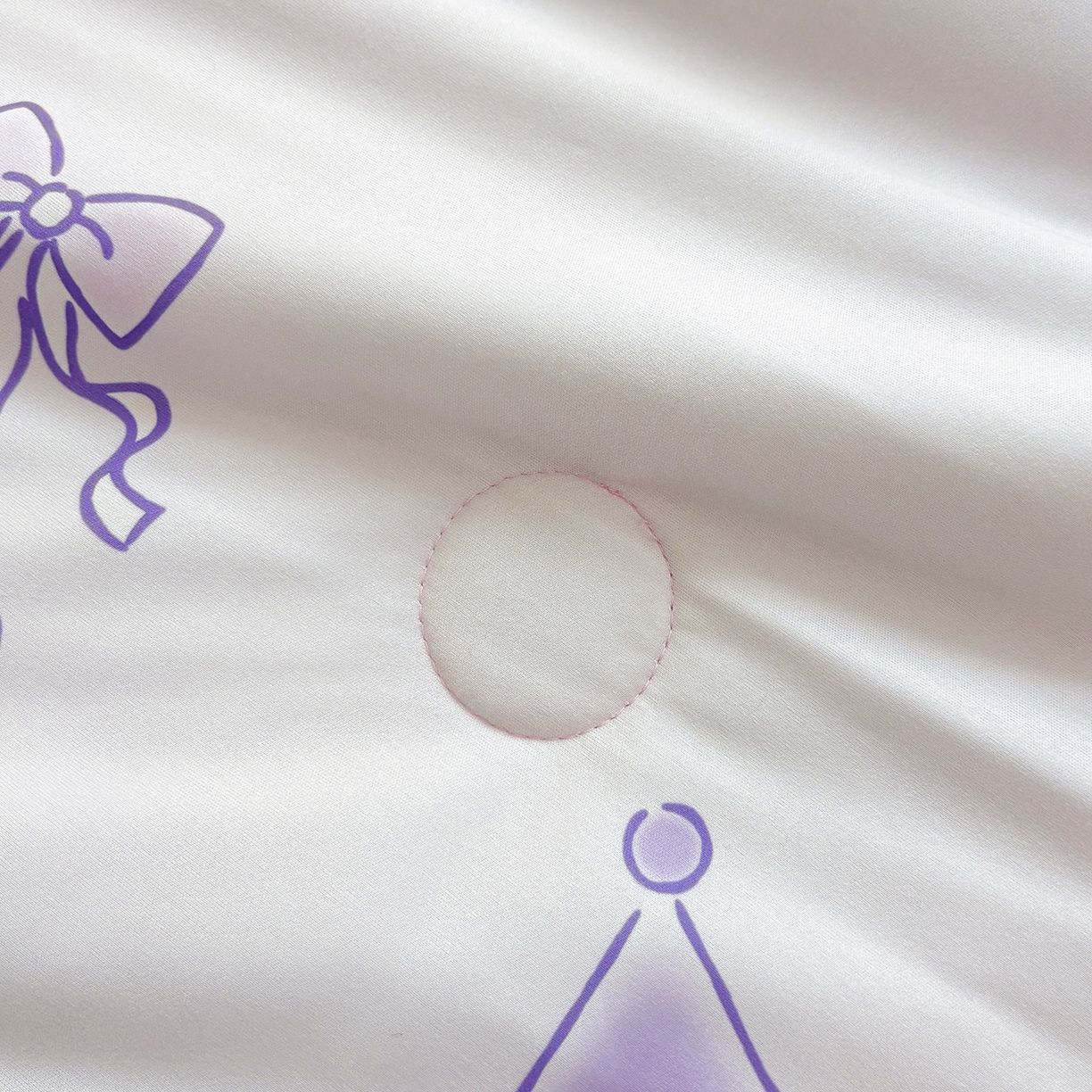 91家纺网 家纺一手货源 找家纺 恒畅 2026新款A类正版授权（含氨）卡通针织棉3D凉感豆豆夏被夏凉被 梦幻库洛米