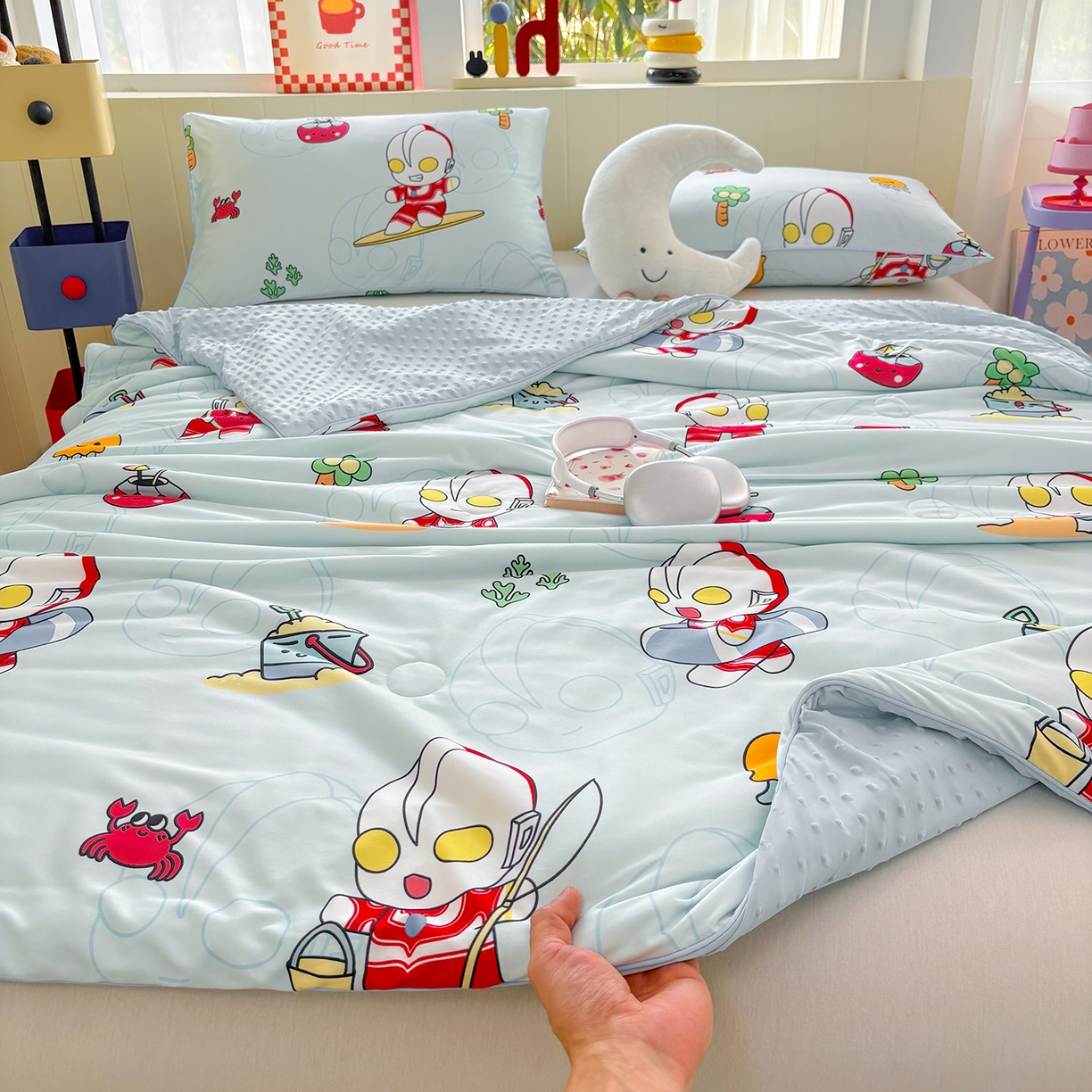 91家纺网 家纺一手货源 找家纺 恒畅 2026新款A类正版授权（含氨）卡通针织棉3D凉感豆豆夏被夏凉被 夏日派对