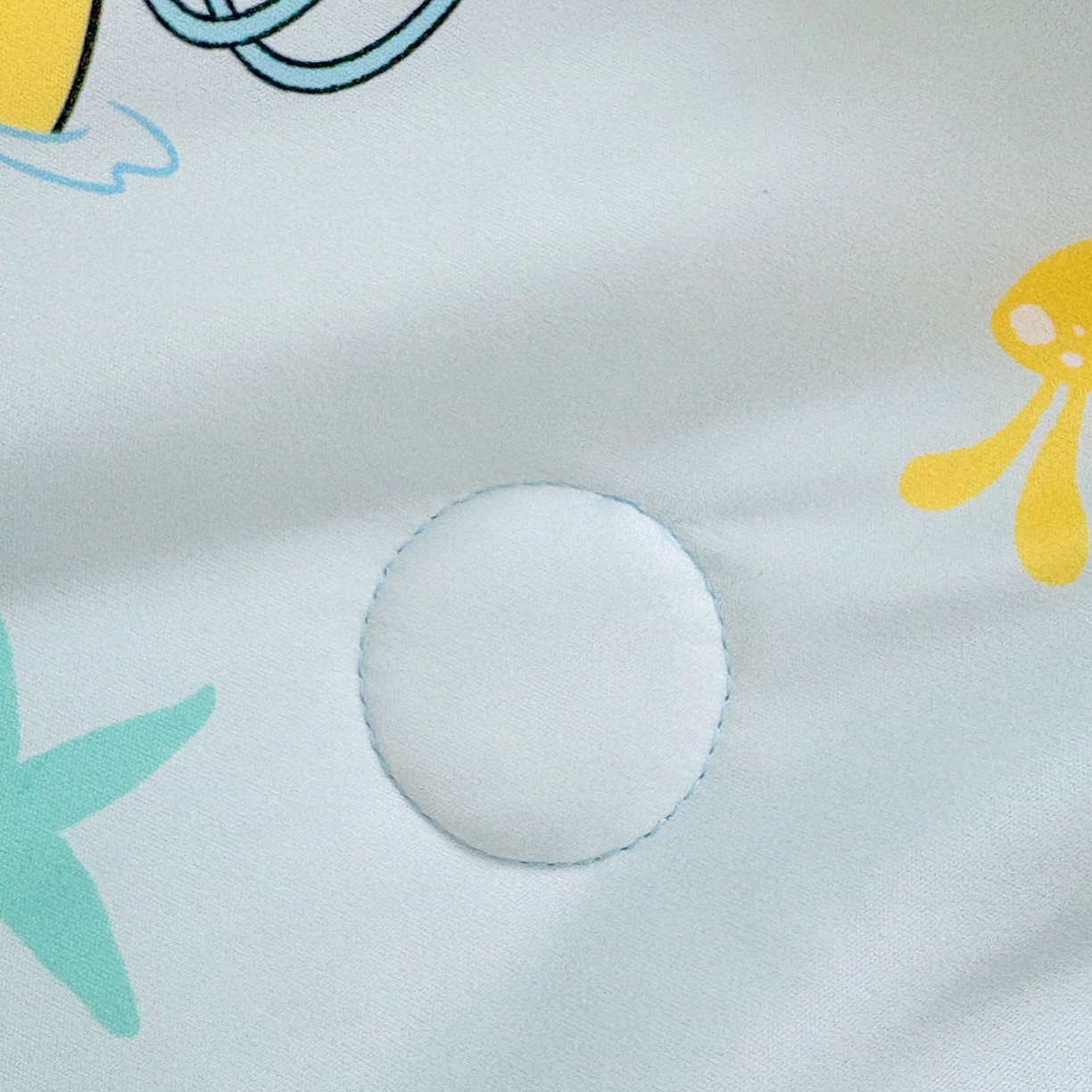 91家纺网 家纺一手货源 找家纺 恒畅 2026新款A类正版授权（含氨）卡通针织棉3D凉感豆豆夏被夏凉被 快乐小绵