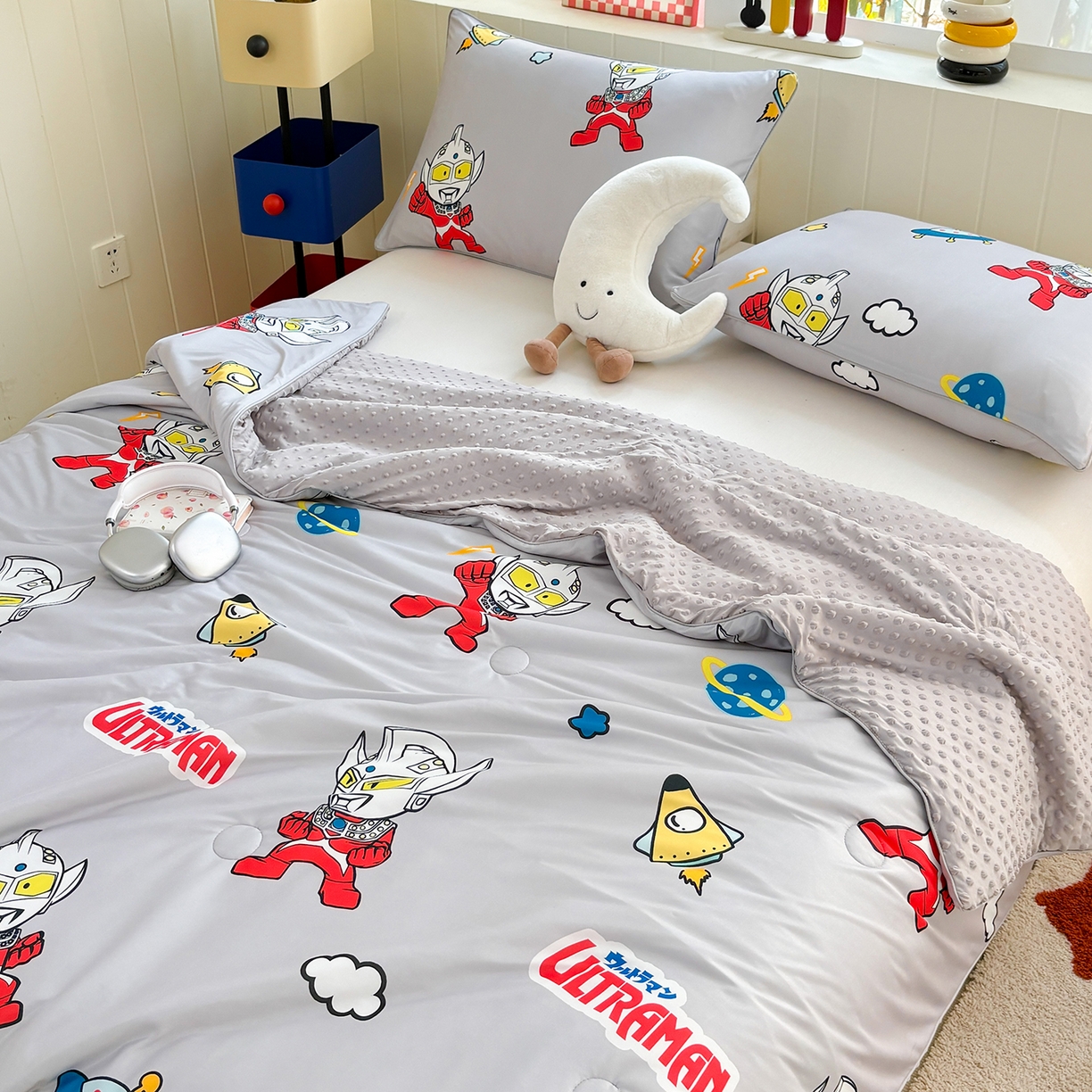 91家纺网 家纺一手货源 找家纺 恒畅 2026新款A类正版授权（含氨）卡通针织棉3D凉感豆豆夏被夏凉被 奥特星际