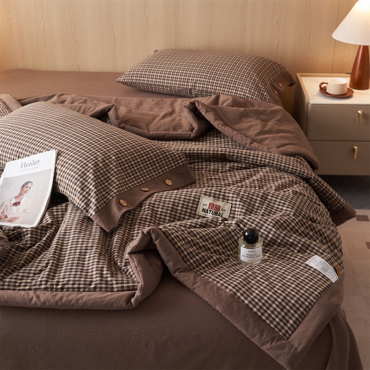 91家纺网 家纺一手货源 找家纺 恬思语家纺 2026春夏新款全棉加密色织棉花夏凉被夏被四件套-美拉德系列 棕小格