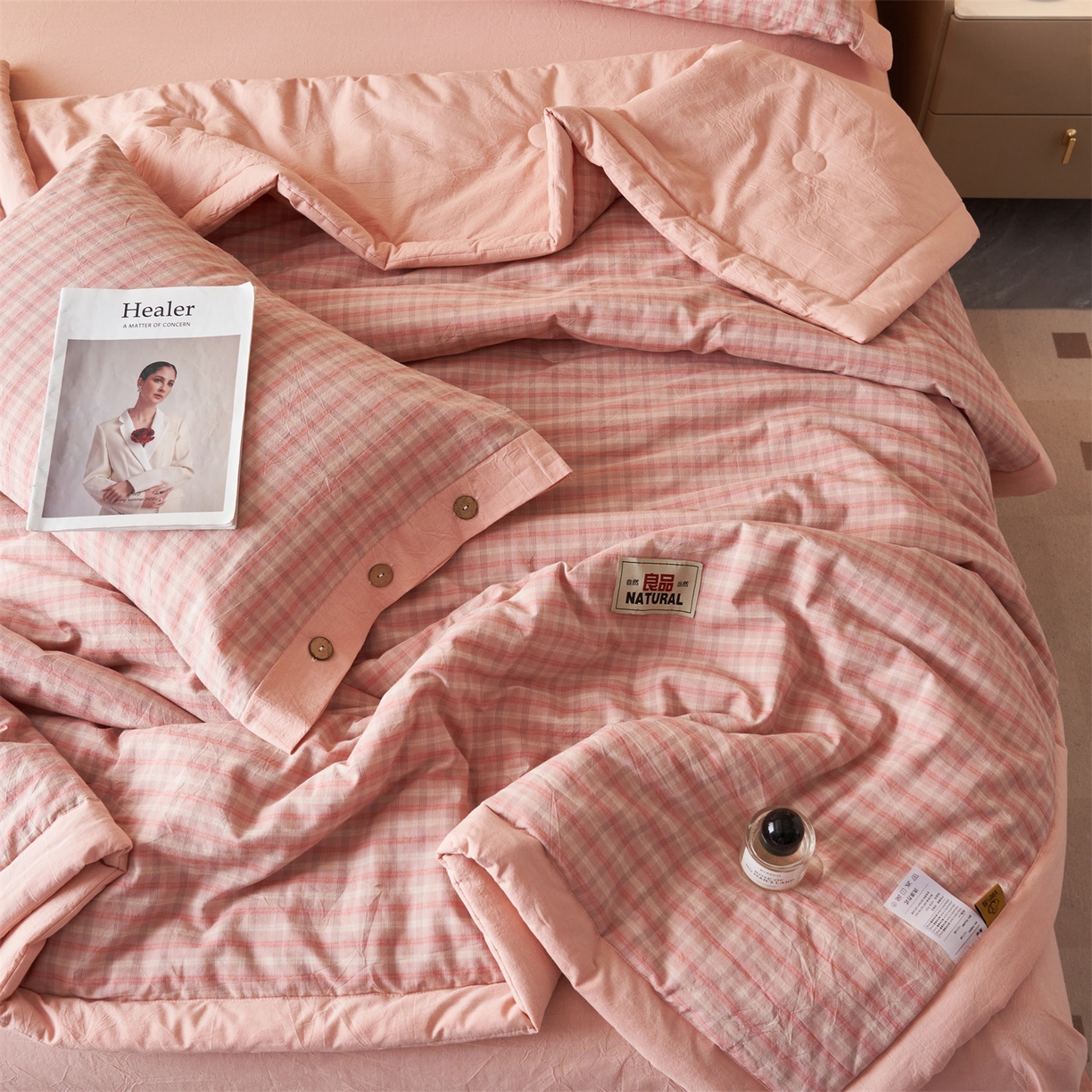 91家纺网 家纺一手货源 找家纺 恬思语家纺 2026春夏新款全棉加密色织棉花夏凉被夏被四件套-美拉德系列 洋气粉