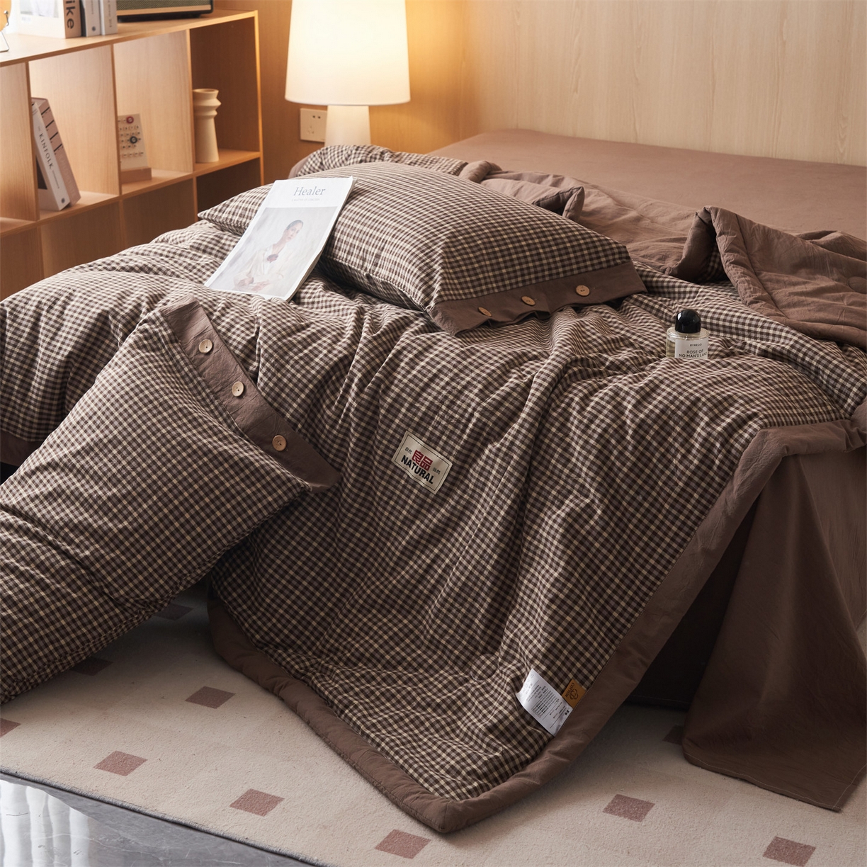 91家纺网 家纺一手货源 找家纺 恬思语家纺 2026春夏新款全棉加密色织棉花夏凉被夏被四件套-美拉德系列 棕小格