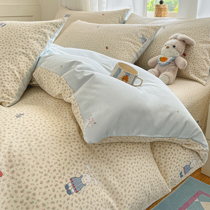 91家纺网 家纺一手货源 找家纺 首尔家纺 2026新款全棉纯棉小清新四件套 奶呼兔兔-米