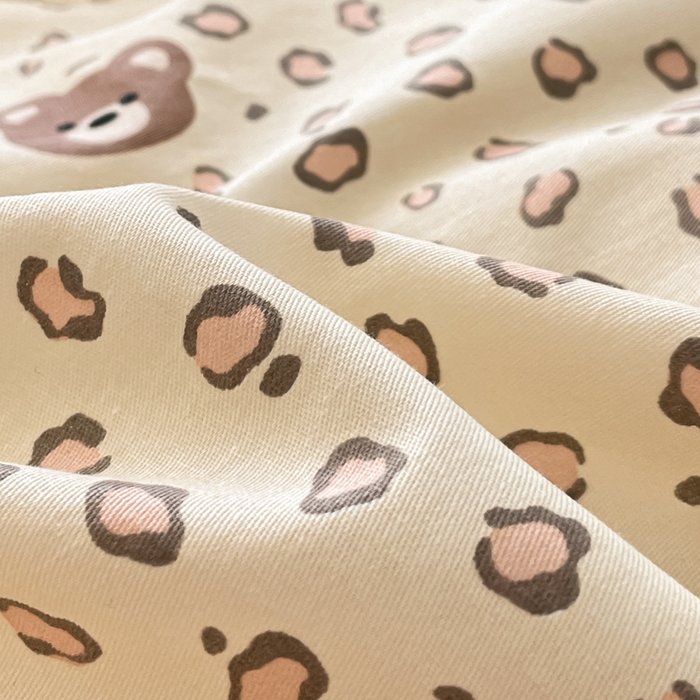 91家纺网 家纺一手货源 找家纺 首尔家纺 2026新款全棉纯棉小清新四件套 豹纹小熊