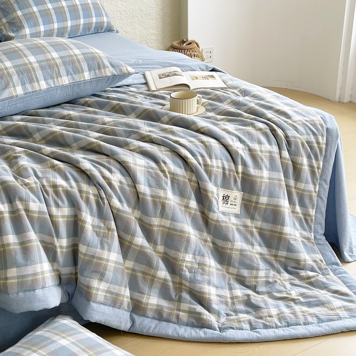 91家纺网 家纺一手货源 找家纺 梵克保罗 2026春夏新款水洗棉新疆棉花被绗缝款夏被系列单夏被夏凉被空调被 棉花被-简兮蓝