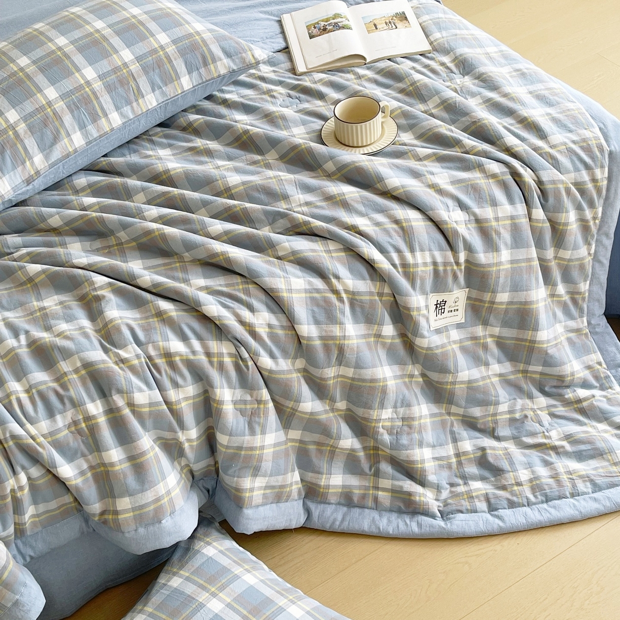 91家纺网 家纺一手货源 找家纺 梵克保罗 2026春夏新款水洗棉新疆棉花被绗缝款夏被系列单夏被夏凉被空调被 棉花被-简兮蓝