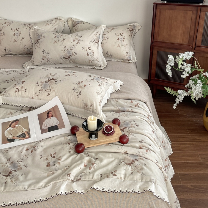 91家纺网 家纺一手货源 找家纺 慕晨 2026新款天丝莱赛尔棉麻数码印色织花边夏被四件套高级田园美式直播热款 浅棠