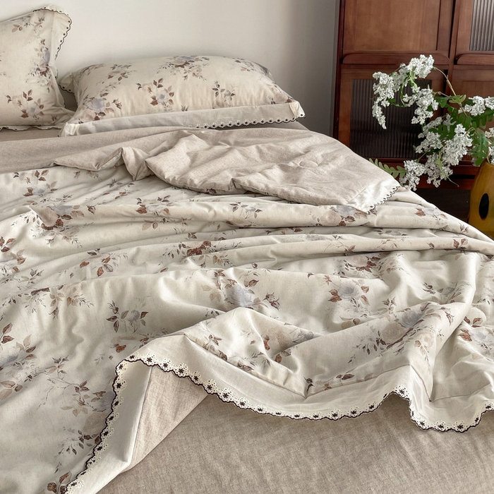 91家纺网 家纺一手货源 找家纺 慕晨 2026新款天丝莱赛尔棉麻数码印色织花边夏被四件套高级田园美式直播热款 浅棠