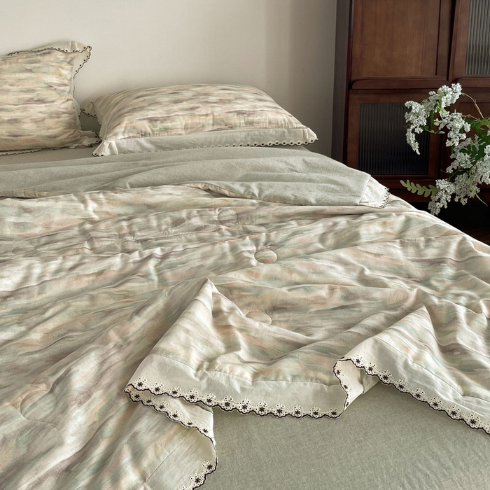 91家纺网 家纺一手货源 找家纺 慕晨 2026新款天丝莱赛尔棉麻数码印色织花边夏被四件套高级田园美式直播热款 轻织