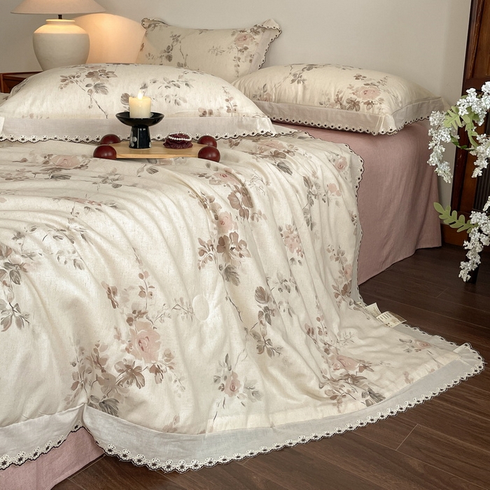 91家纺网 家纺一手货源 找家纺 慕晨 2026新款天丝莱赛尔棉麻数码印色织花边夏被四件套高级田园美式直播热款 柔织