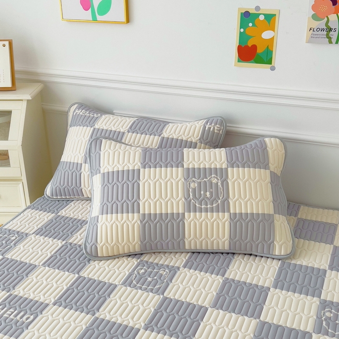 91家纺网 家纺一手货源 找家纺 丝羽坊 2026新款高密凉感丝印花乳胶凉席-平铺款 灰格熊